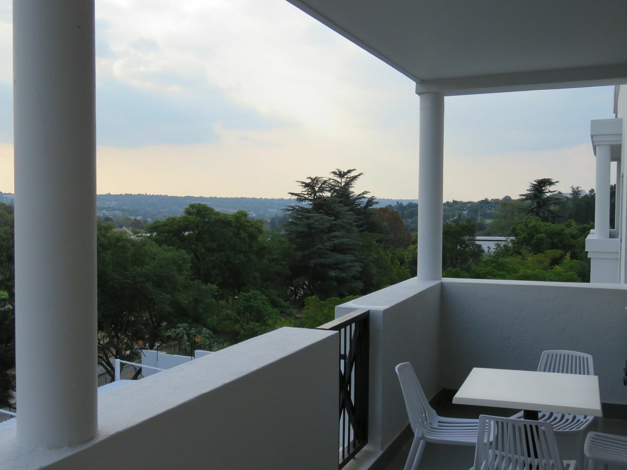 Mint Hotel Sandhurst Johannesburg Dış mekan fotoğraf